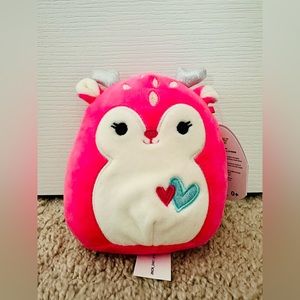 Squishmallow Duchess